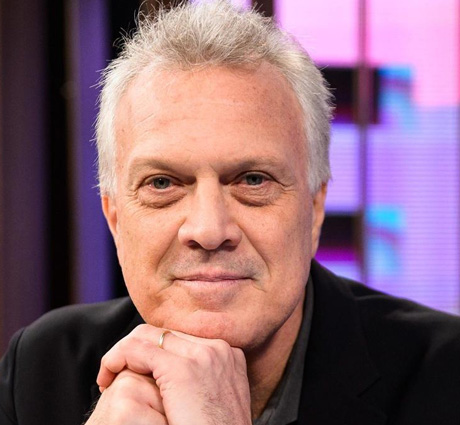 "Pedro Bial diz que há marcas profundas que podem destruir uma vida.” – Verdade. Principalmente marca de batom em camisa